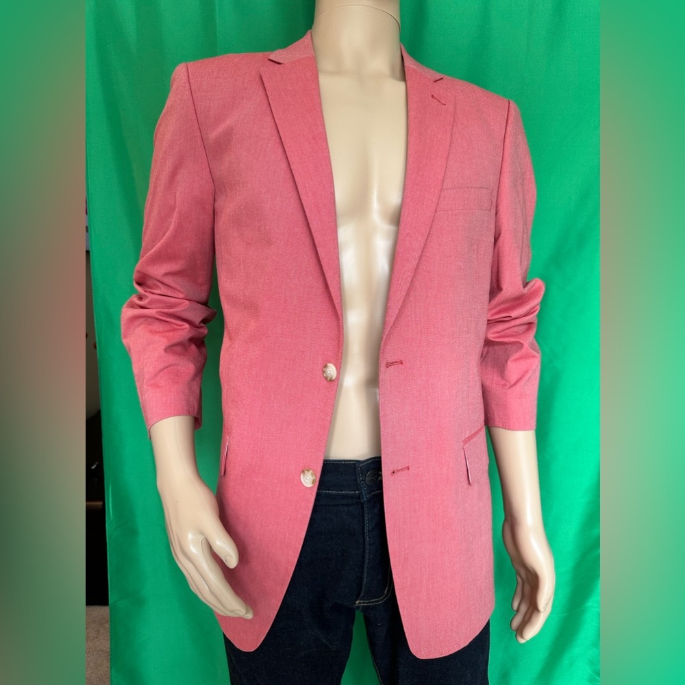 Stafford quality Sportcoat in light red color. Nice light Sportcoat in size 42R